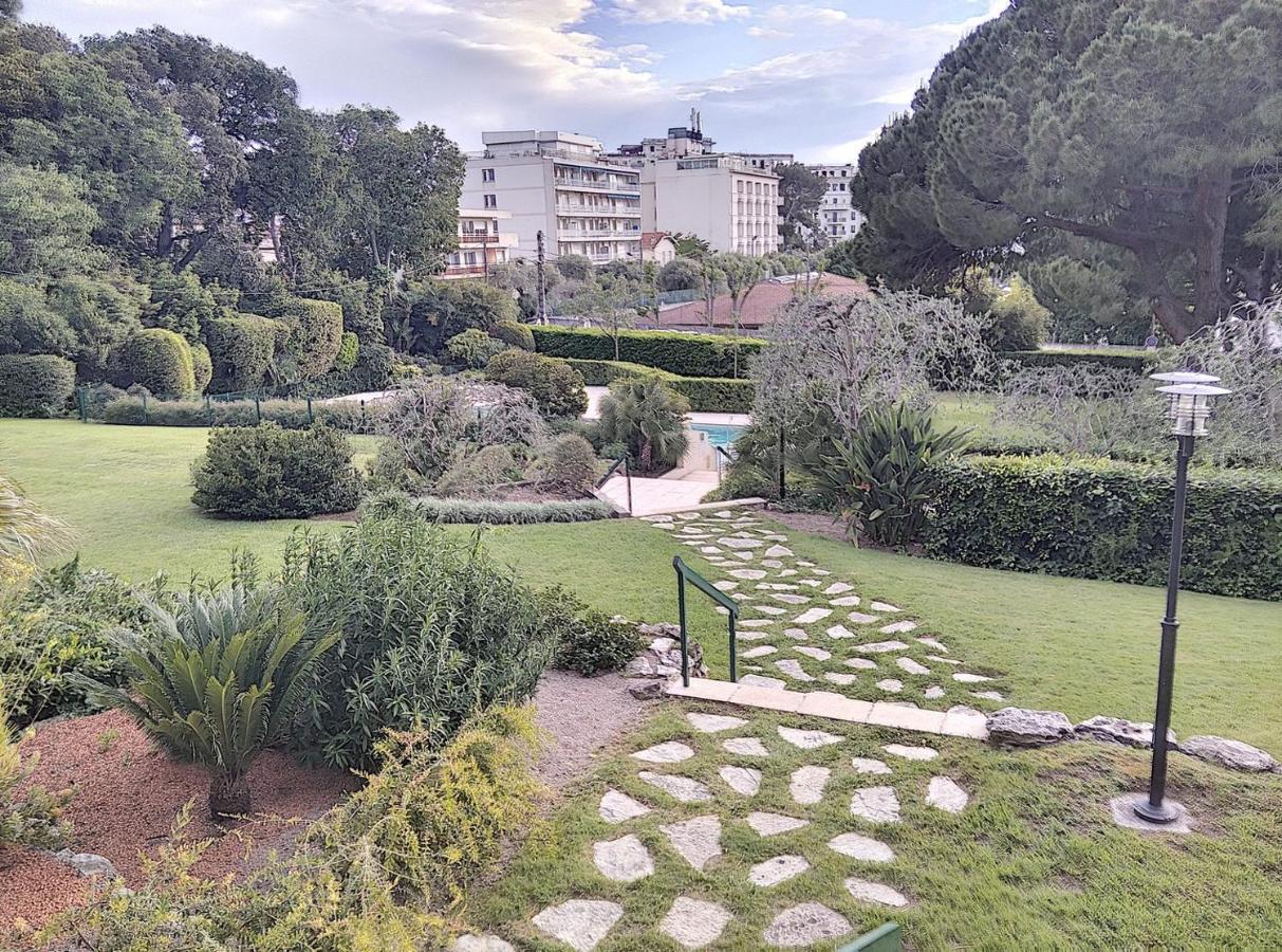 Chateau De La Pinede Juan-les-Pins Dış mekan fotoğraf